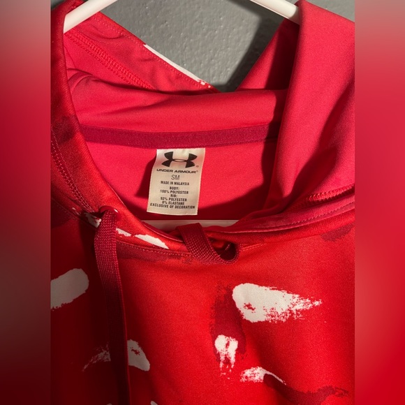 Under Armour Small Red Hoodie Sweater - Picture 4 of 4